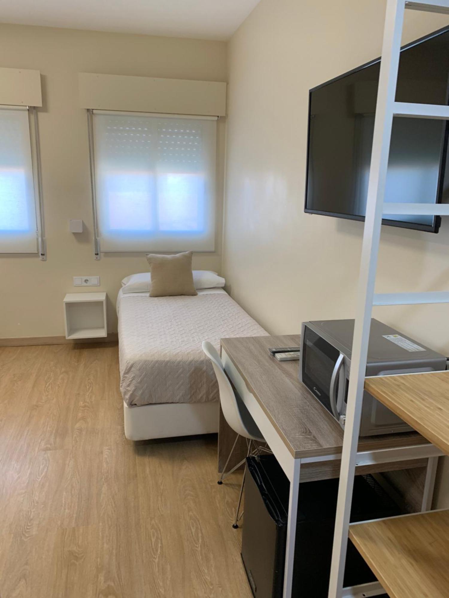 Hostal El Rocio Paracuellos de Jarama Eksteriør bilde